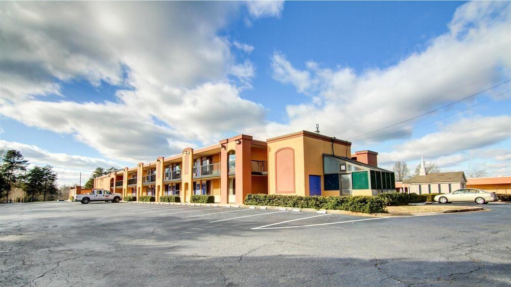 Red Roof Inn Forsyth Exterior foto